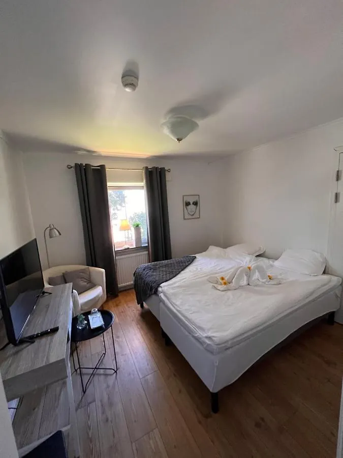 Saras Hotel Fd Amadeus Ängelholm 3*,  Zweden